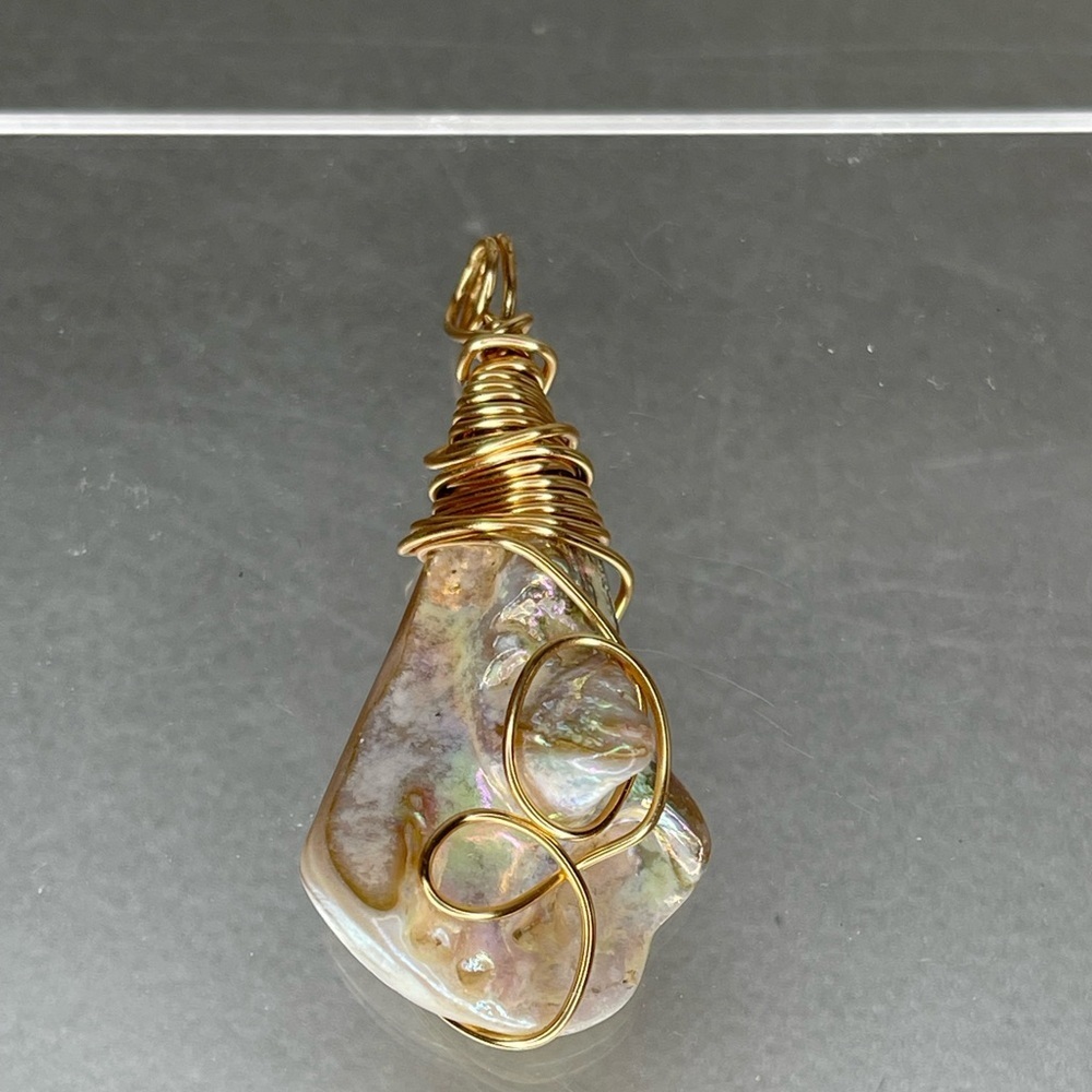 Gold Wire Wrap Natural Abalone Shell Triangle Pen… - image 1